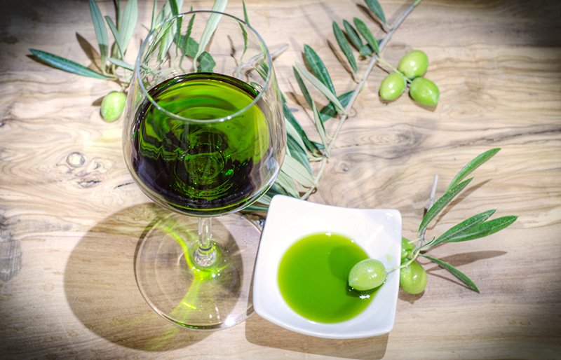Glas unseres Olivenöls | Unser Olivenöl